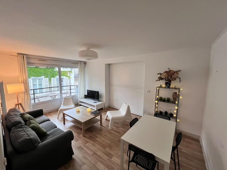 Hyper Centre - A Proximite Des Maisons De Champagne Reims