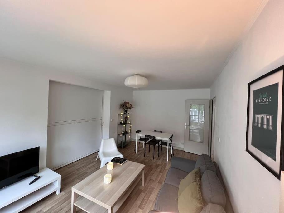 Apartment Hyper Centre - A Proximite Des Maisons De Champagne Reims