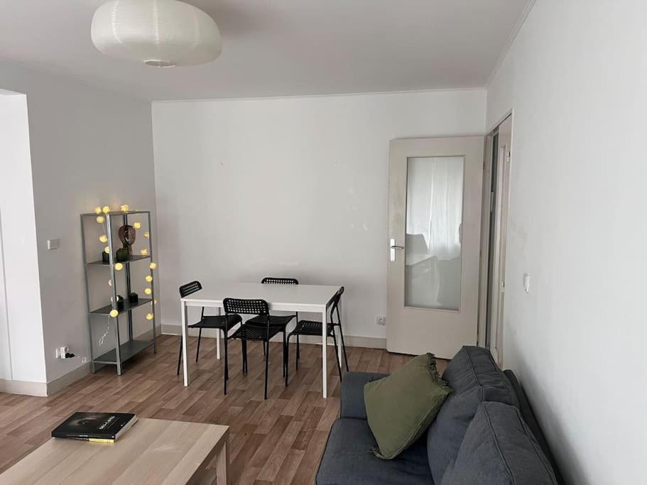 Hyper Centre - A Proximite Des Maisons De Champagne Appartamento